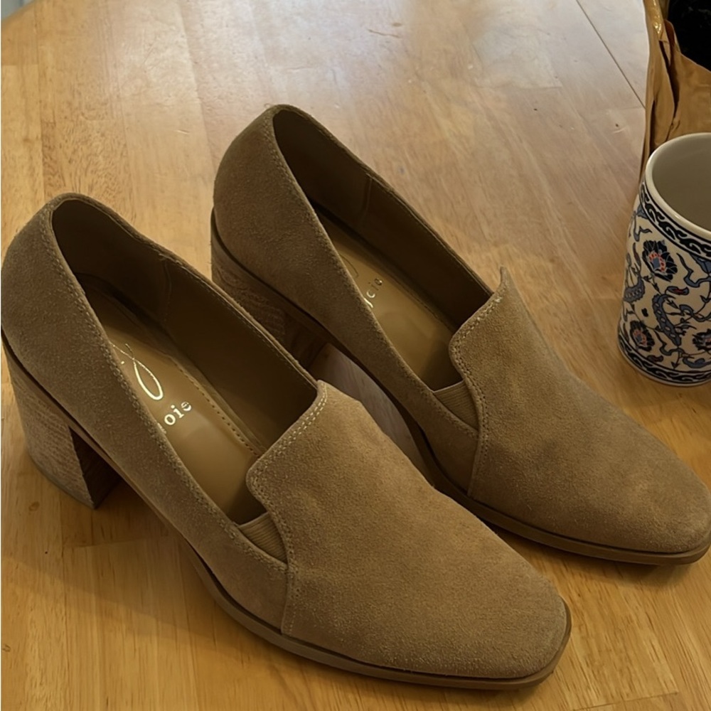 JOIE Wevenly Suede Loafers Block Heels Shoes Tan. size 9